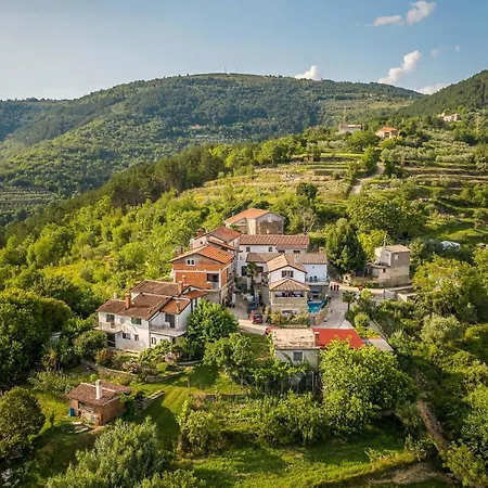 Holiday Home Belveder Motovun With Heated Pool Livade Exterior photo