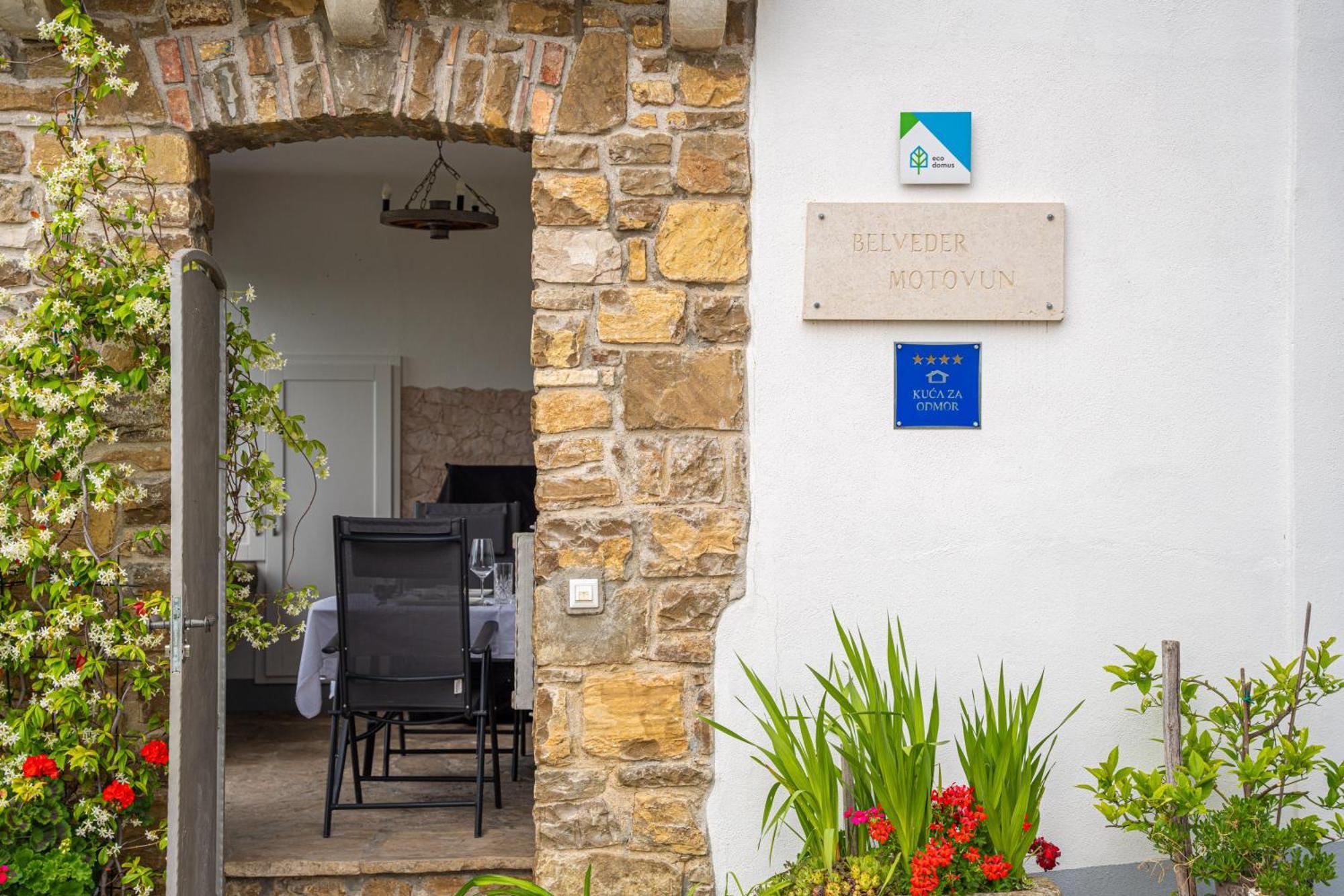 Belveder Motovun With Heated Pool Livade