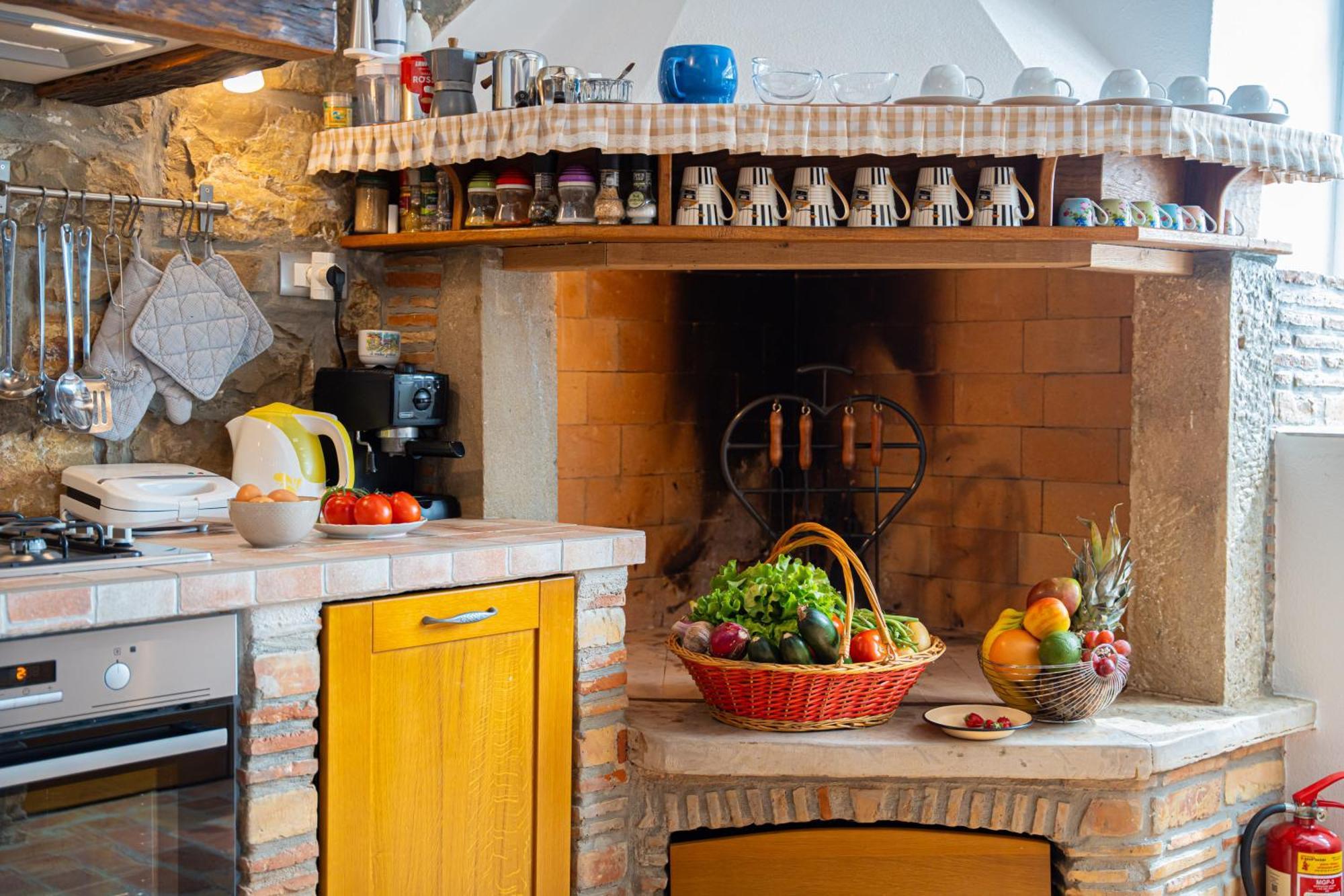 Belveder Motovun With Heated Pool Holiday home Livade
