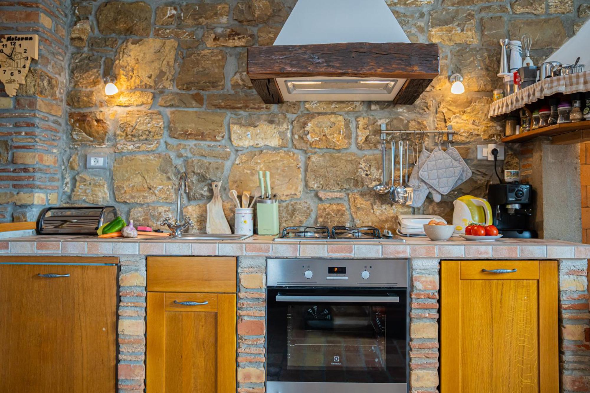 Holiday home Belveder Motovun With Heated Pool Livade