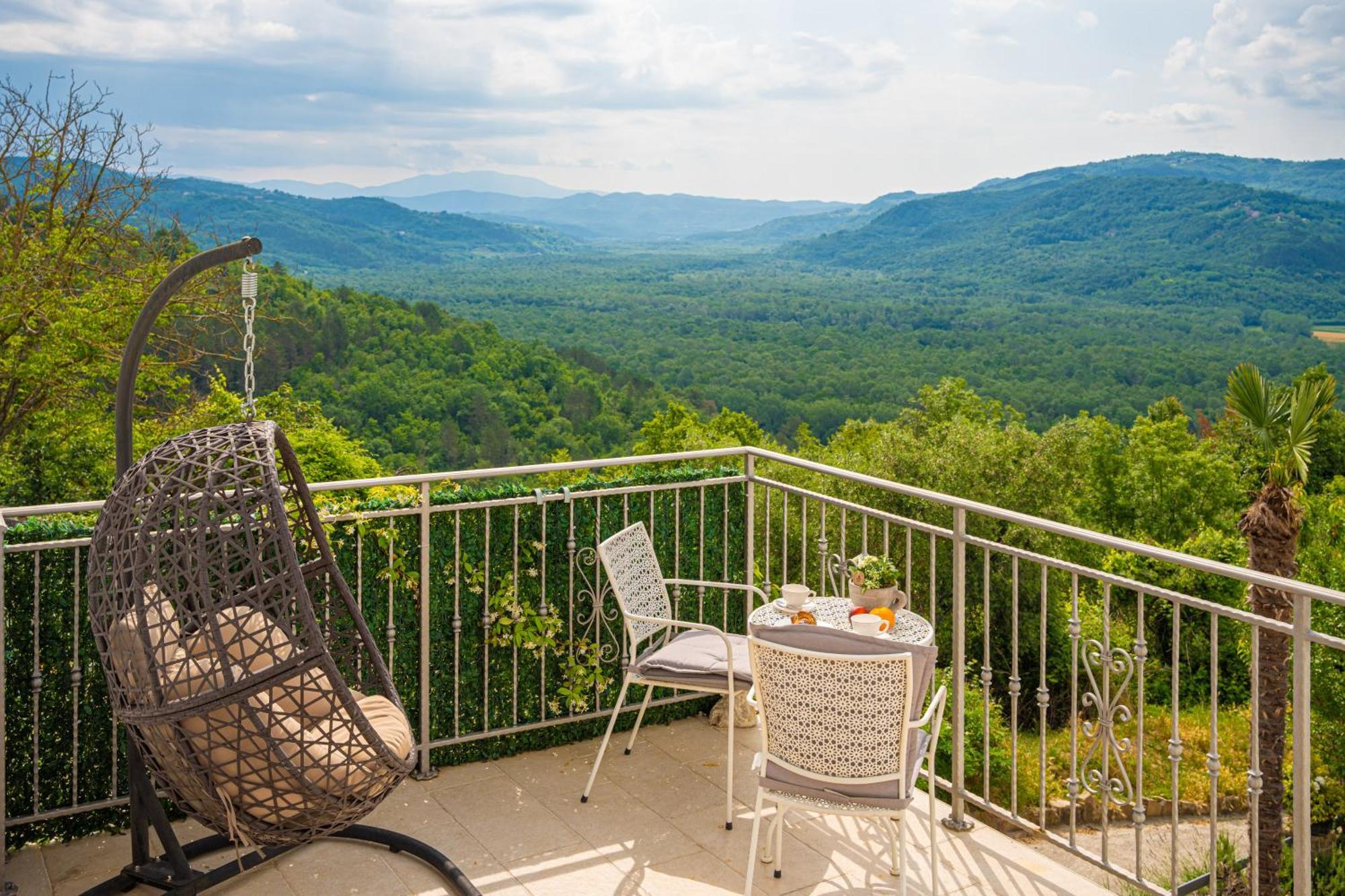Holiday home Belveder Motovun With Heated Pool *
