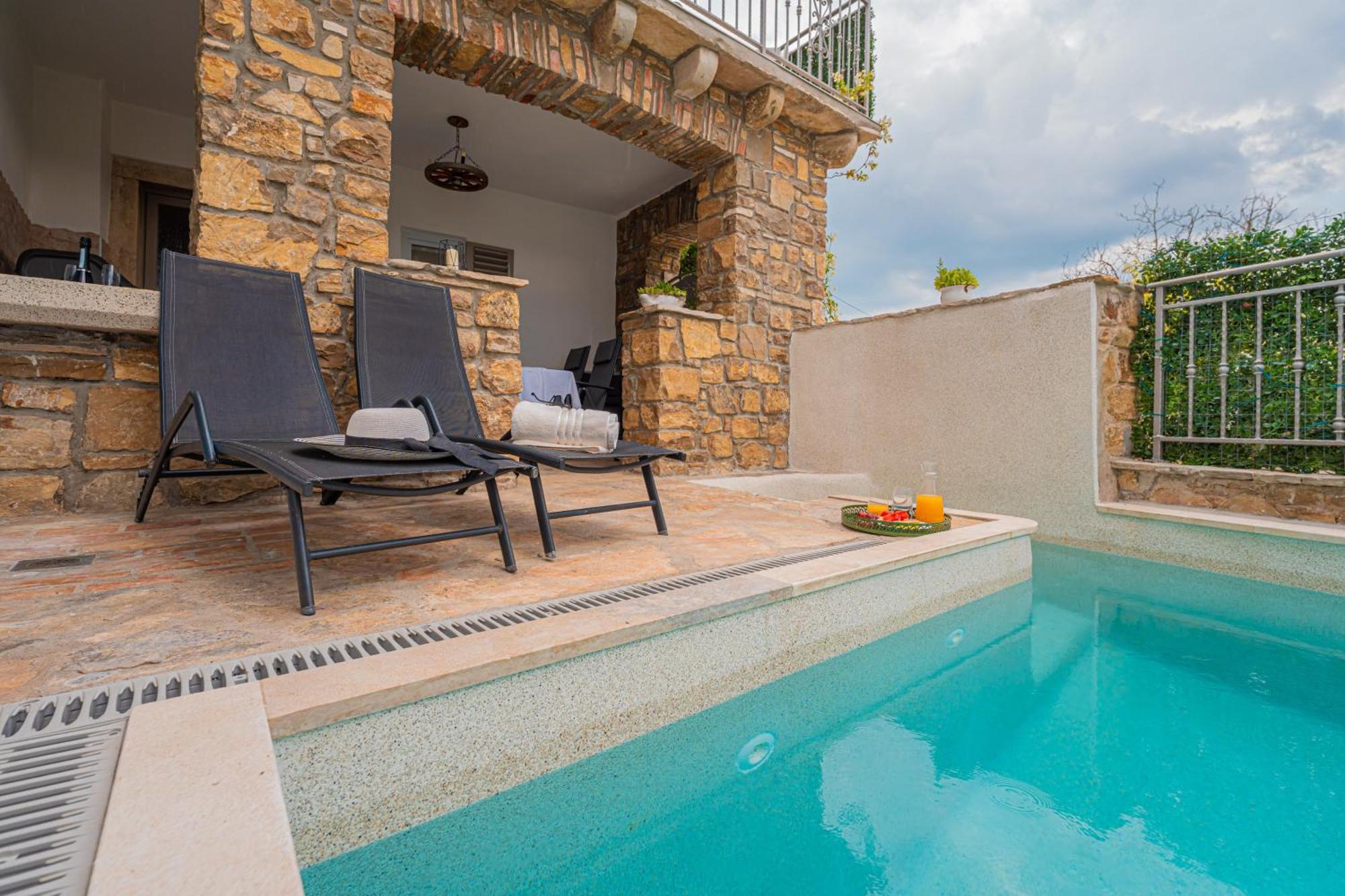 Holiday home Belveder Motovun With Heated Pool Livade